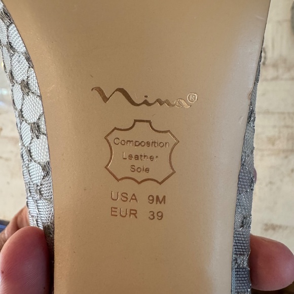 Nina Sparkly Silver Mesh Heels – Size 9M - Picture 7 of 7